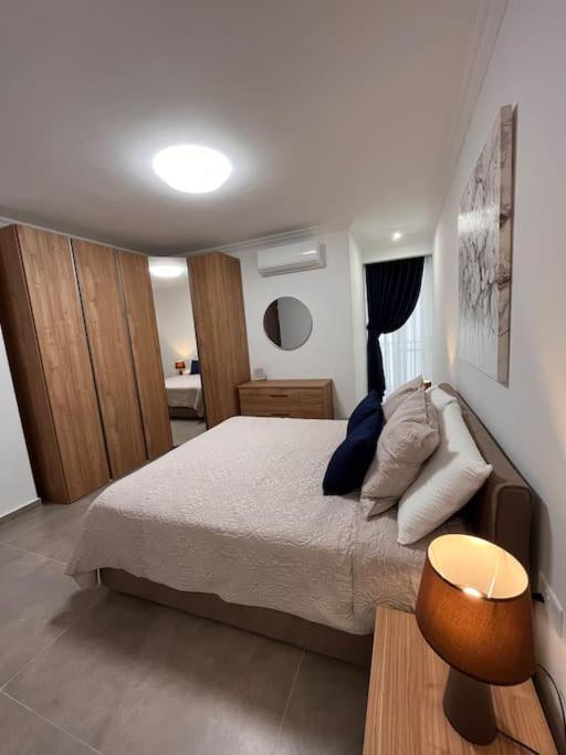 3 Bedroom Seaside Luxury Accommodation - Sleeps 8 St. Paul's Bay Exterior foto