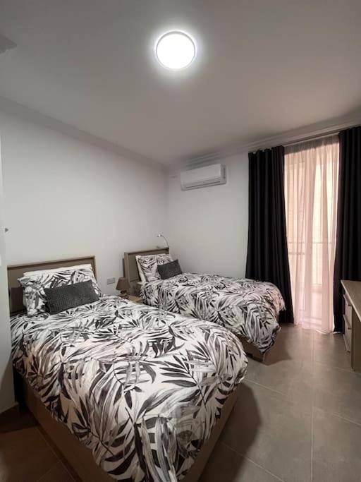 3 Bedroom Seaside Luxury Accommodation - Sleeps 8 St. Paul's Bay Exterior foto